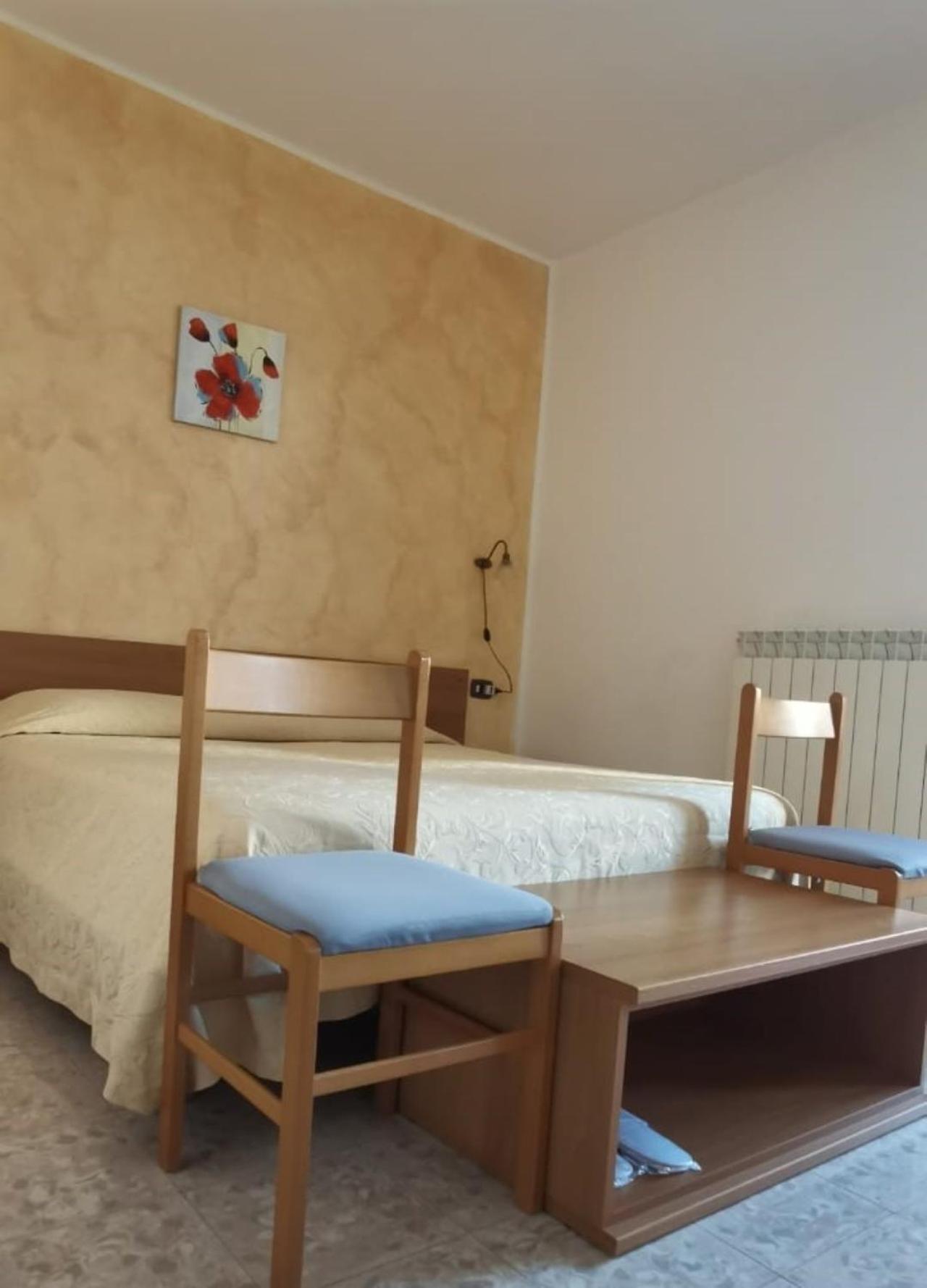 Hotel Edelweiss Laino Borgo Экстерьер фото
